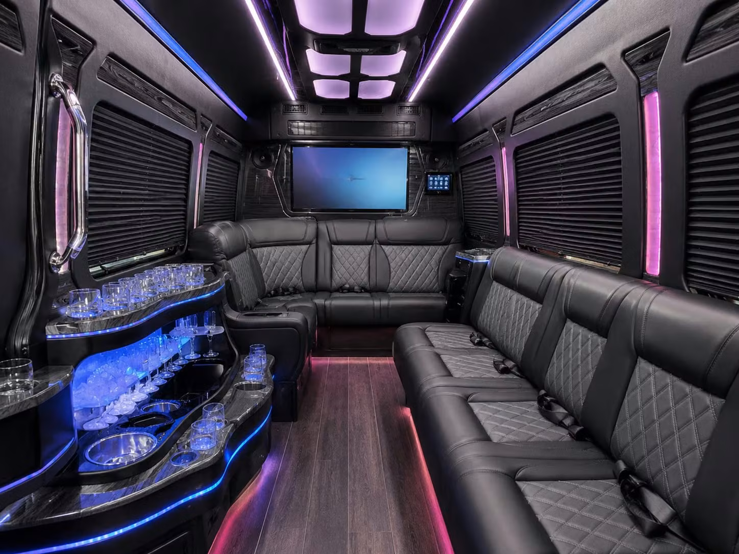 airport transfers and long distance wedding guest shuttles from greeley
