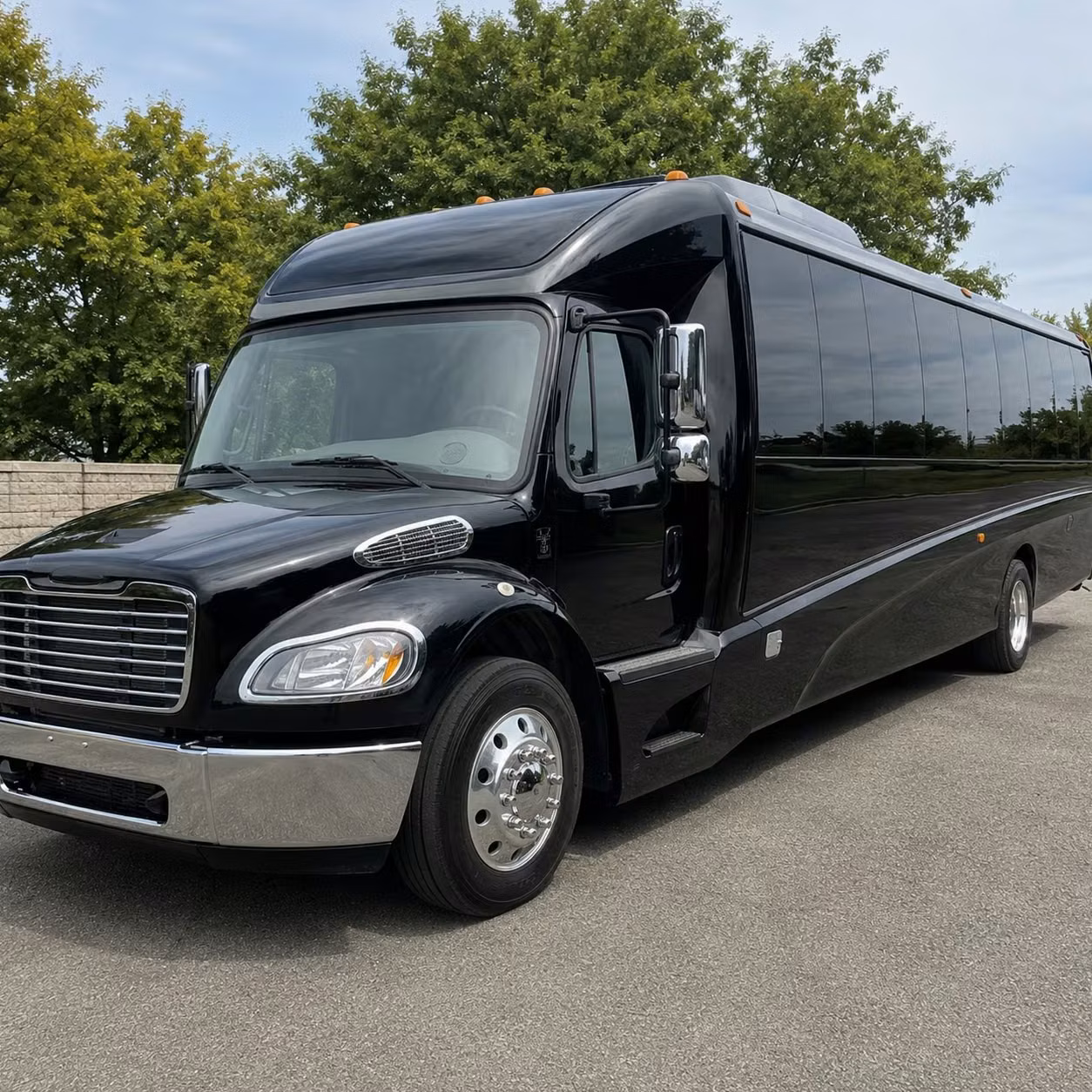 greeley 28 passenger minibus rental
