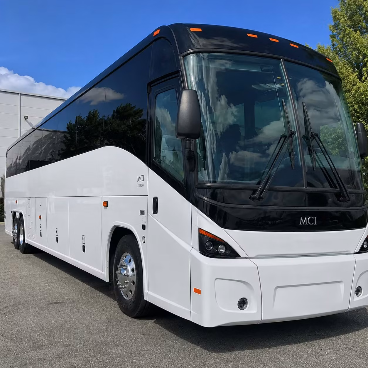 you can find and book employee transportation in greeley and any nearby city